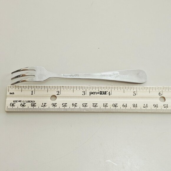3 Barclay Geneve Oyster Bay Cocktail Seafood Fork 5.5" stainless steel MCM minim - Picture 9 of 10